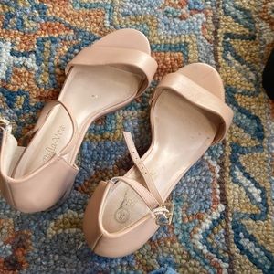 Stack heel dress-shoe